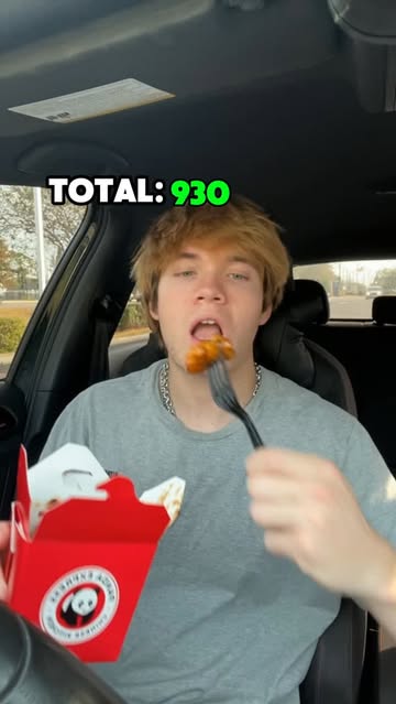 What I eat in a day as a skinny guy trying to bulk up from 135 lbs💪 #whatieatinaday #bulkingmeals #skinnytobuff #lea...