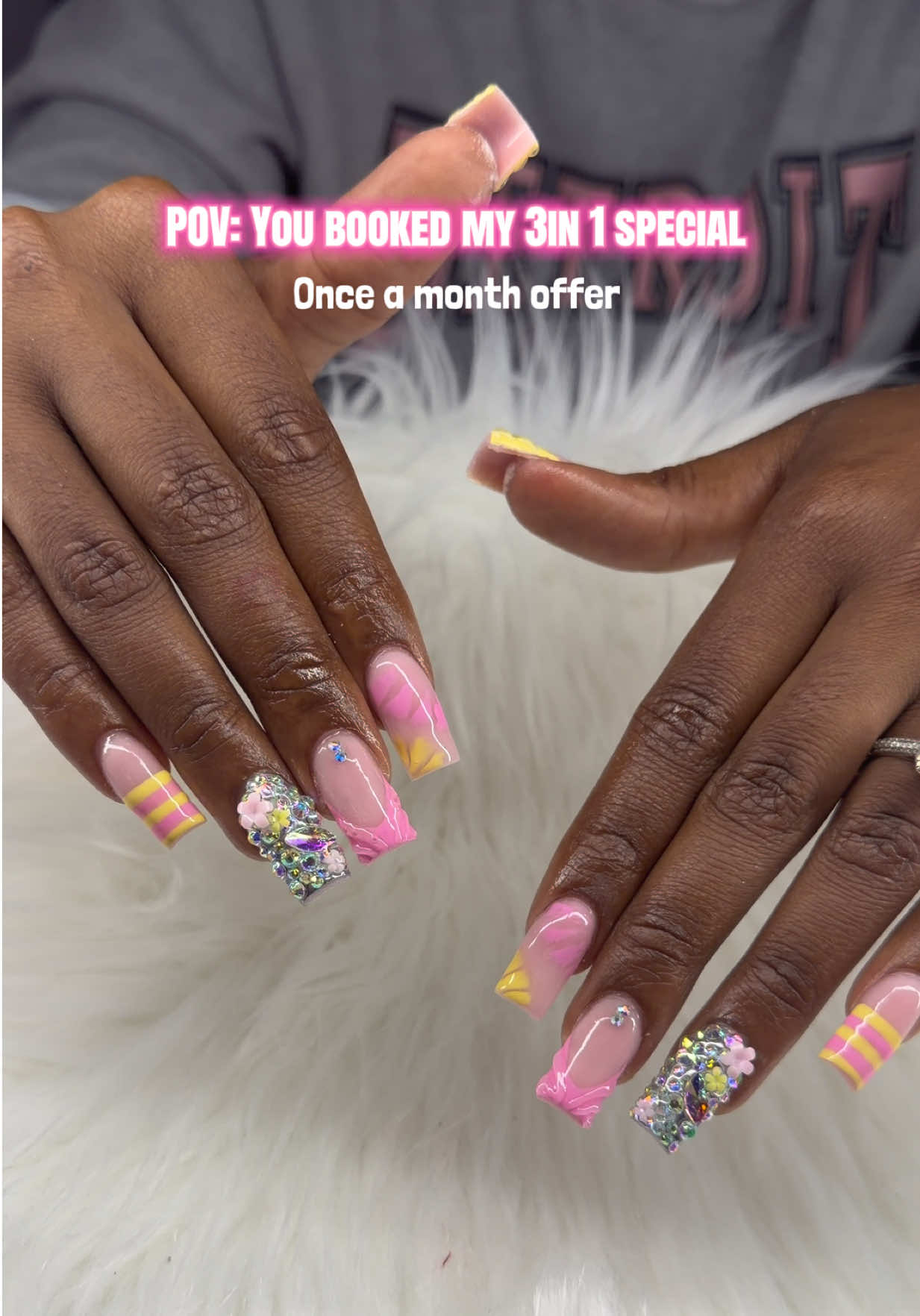 Book Ladies I will always get yall right for any occasion 🩷 IG||| kappalotklaws #foryourepage #fyp