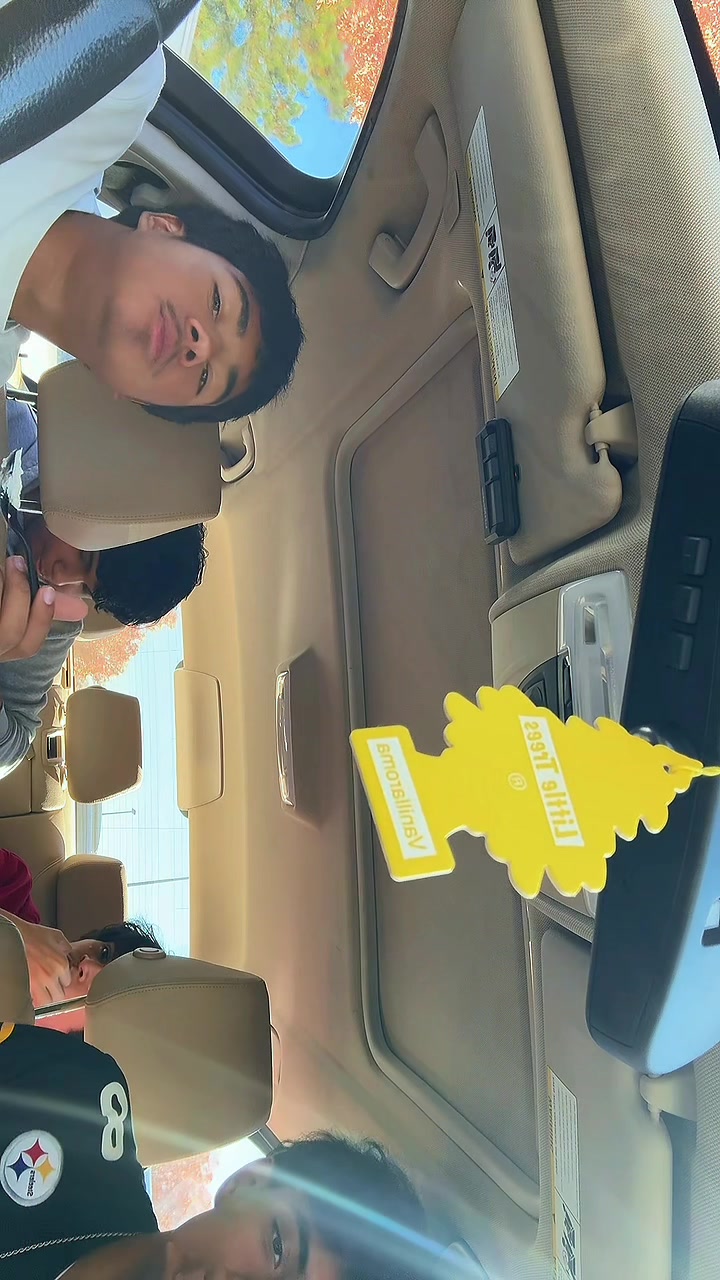 @Crumbl @bryan @clt.johann @Jacob #review #crumblcookies #marthastewart #fypシ゚viral