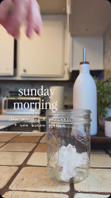 Sunday mornings are my favorite 🤎 Pancakes, un buen iced coffee @stokcoldbrew ,and enjoying a slow morning con mis p...