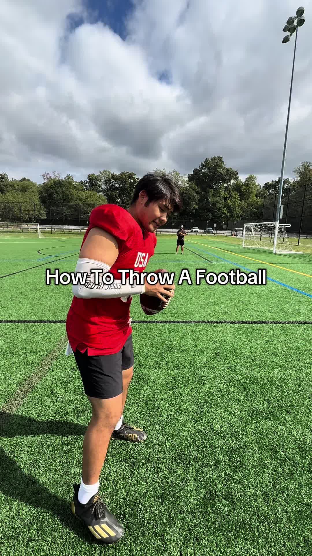 How to set up a Throw for a Football #quarterback #viral #nfl #spiral #pro