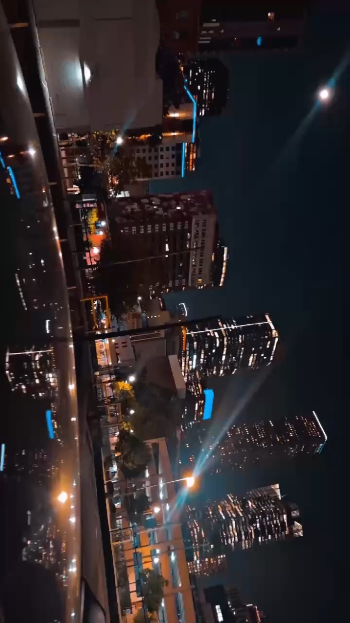 In Them Çïțy Łïgħtş