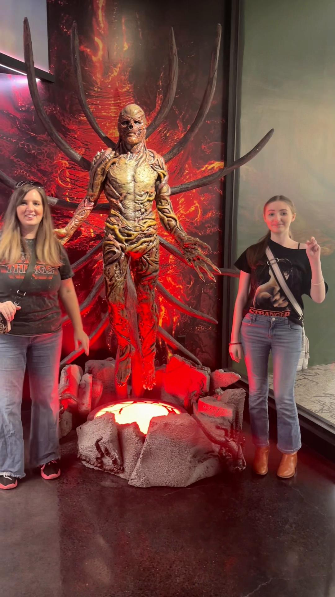 🌸Making Memories🌸 #netflixhousedallas #travel #familyfun #strangerthings