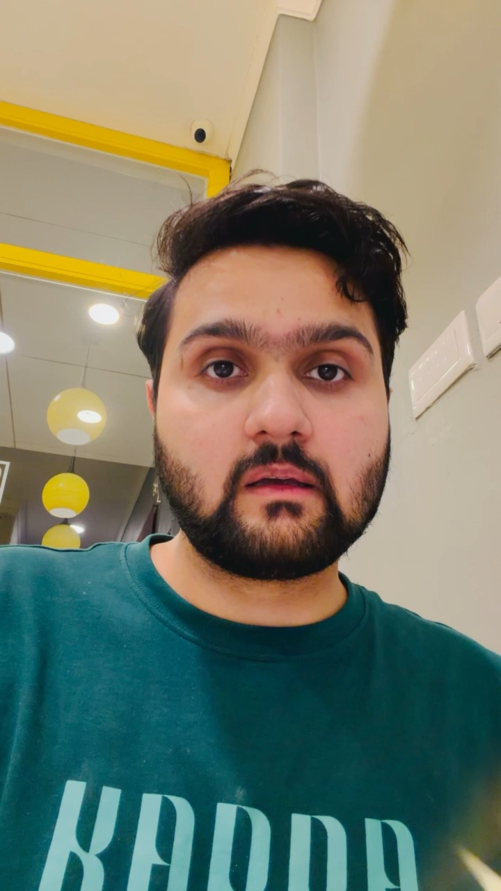 Camera facing and Public Dealing