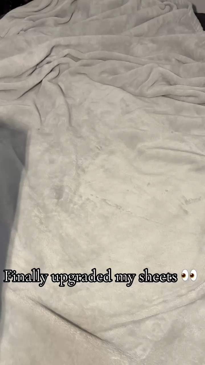 Mock video for bedsheets