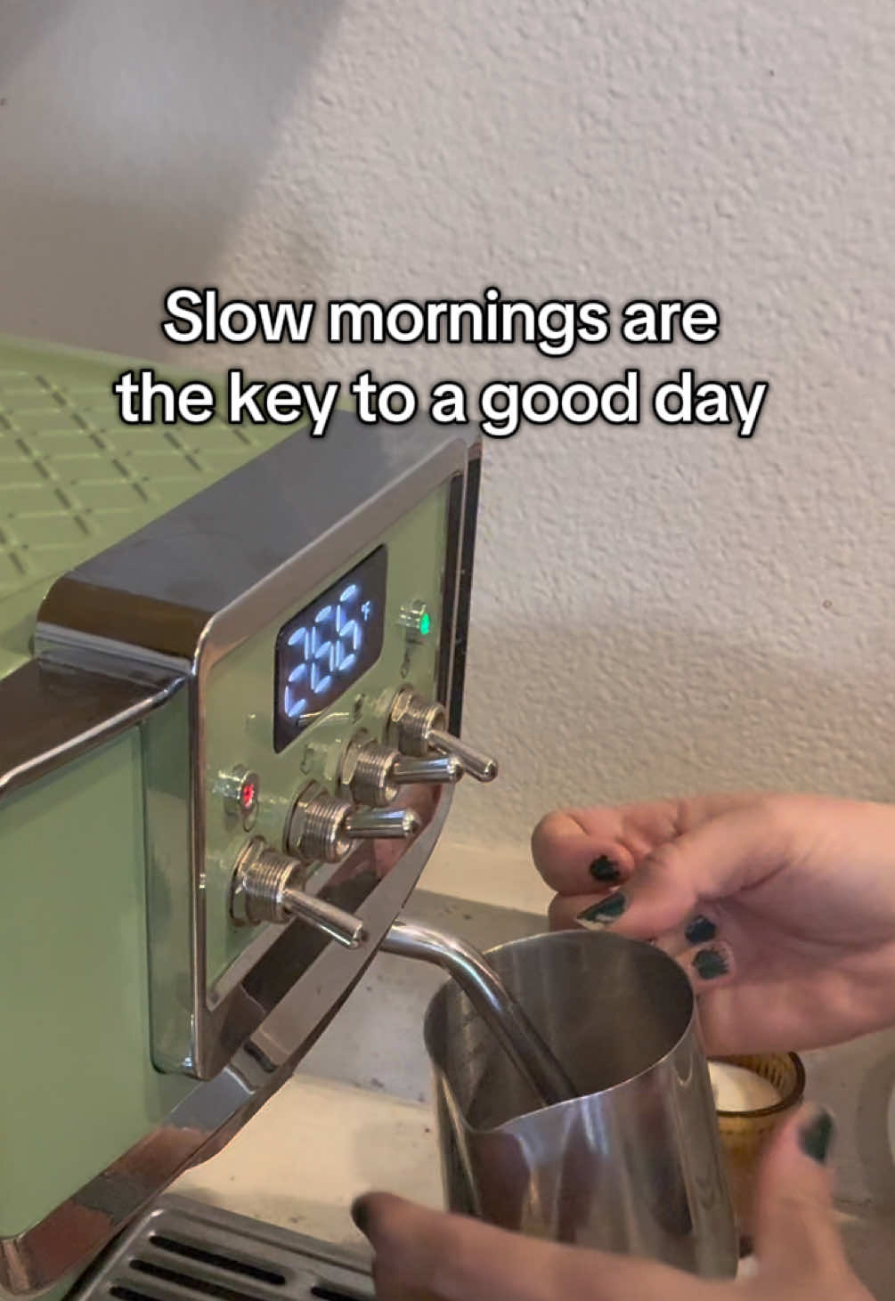 Im obsessed!! ☕️ #coffee #slowmornings #intentionalliving #presence #home