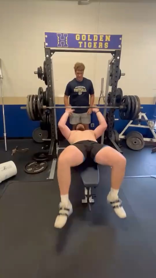 Benching 405