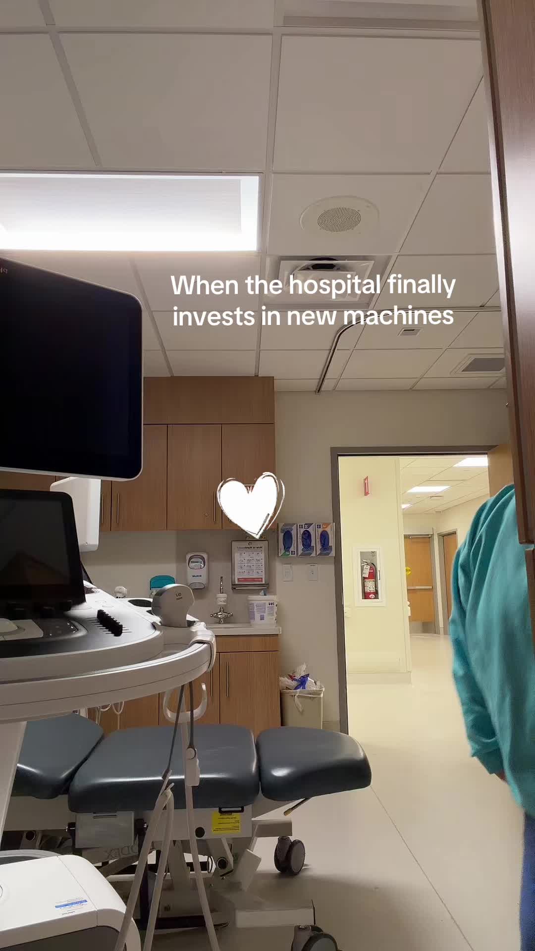 I think all sonographers know this feeling 🤣 side note, yes I look like crap, yes my shirt looks funky. I flipped it...