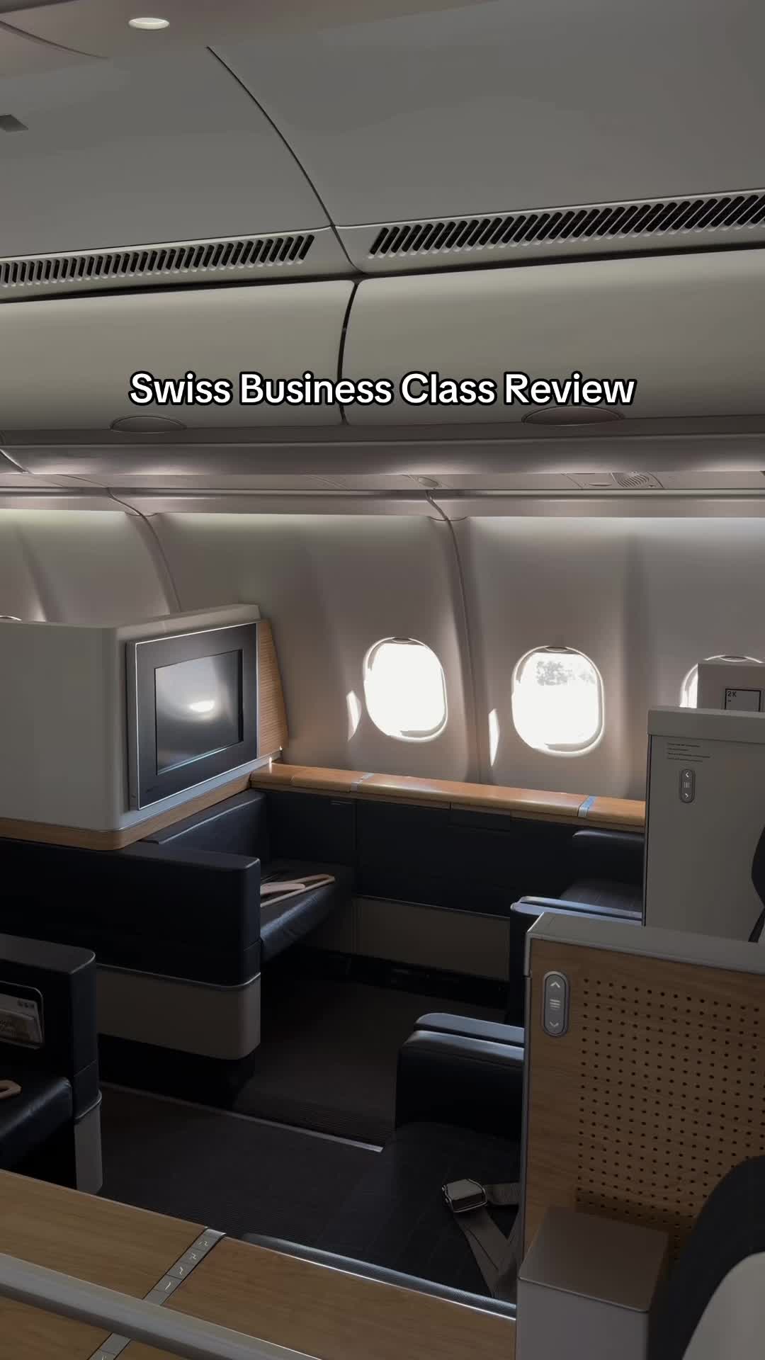 @flyswiss shoutout to the flight attendants and food! #businessclass #swissbusinessclass #swissairlines🇨🇭