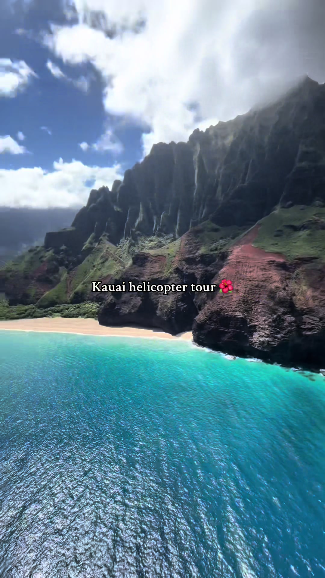 That unemployed friend on a random Tuesday #kauai #hawaii #helicopter