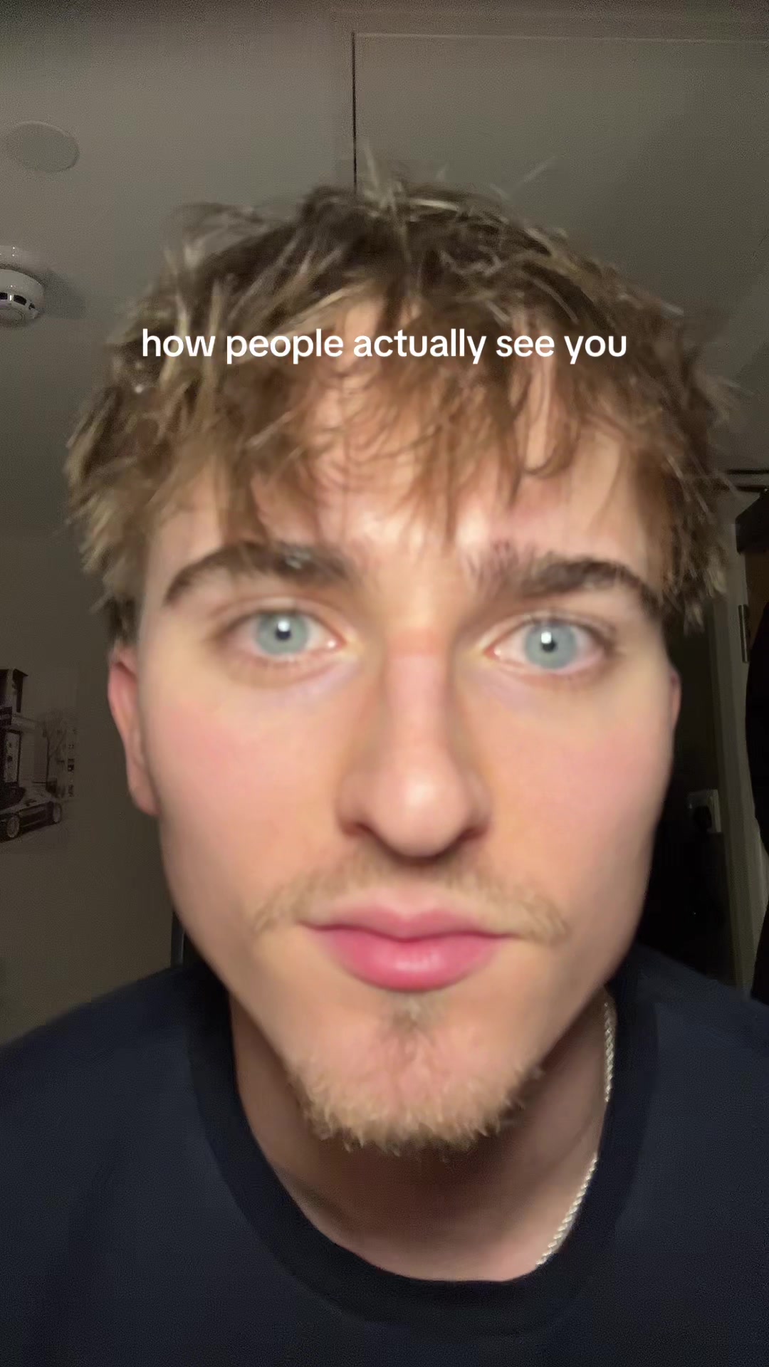 #tiktoktraditions #blueeyes #facezoom #facezoomeffect #facezoomfilter