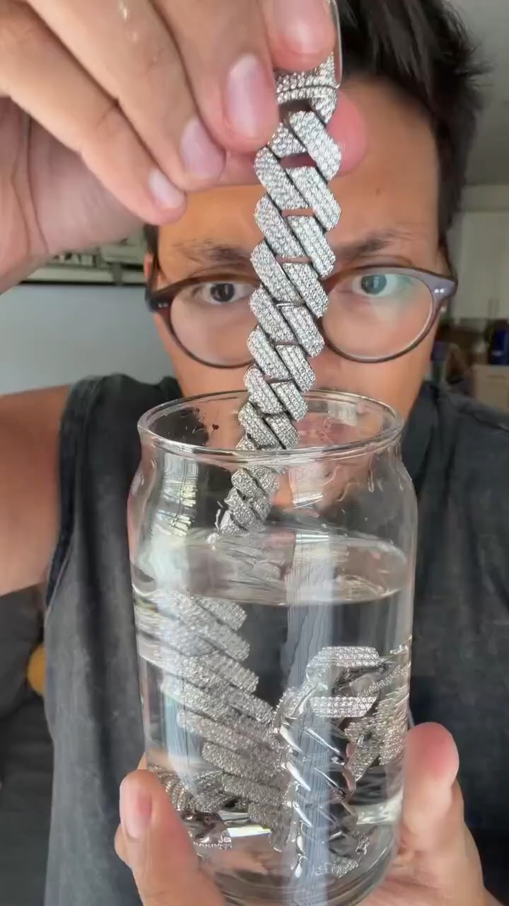 Adamans chain