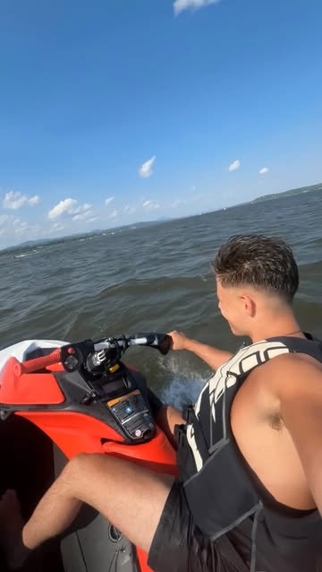 China… I need my shit . #quebec #china #jetski #viral #epais