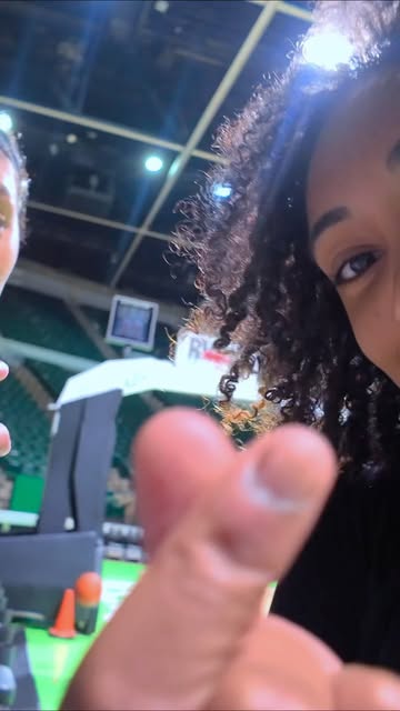 🏀 POV: you’re behind the scenes at practice 👀 A little glimpse into the work that happens when nobody’s watching. “...
