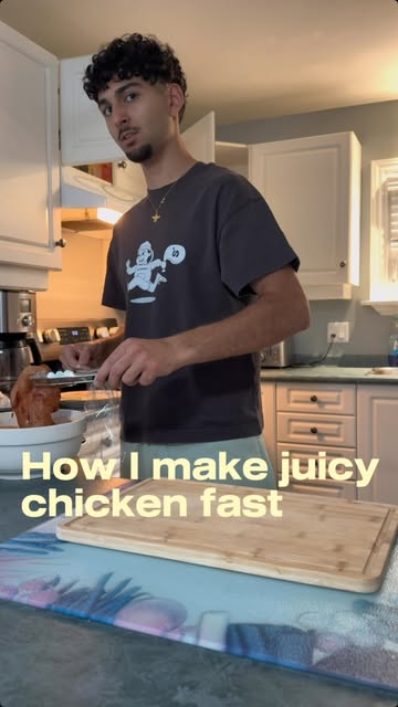 Quick chicken breast recipe - 400° for 20mins, flip at 10min Shoutout @scheming.co this shirt is tuff🔥🤝