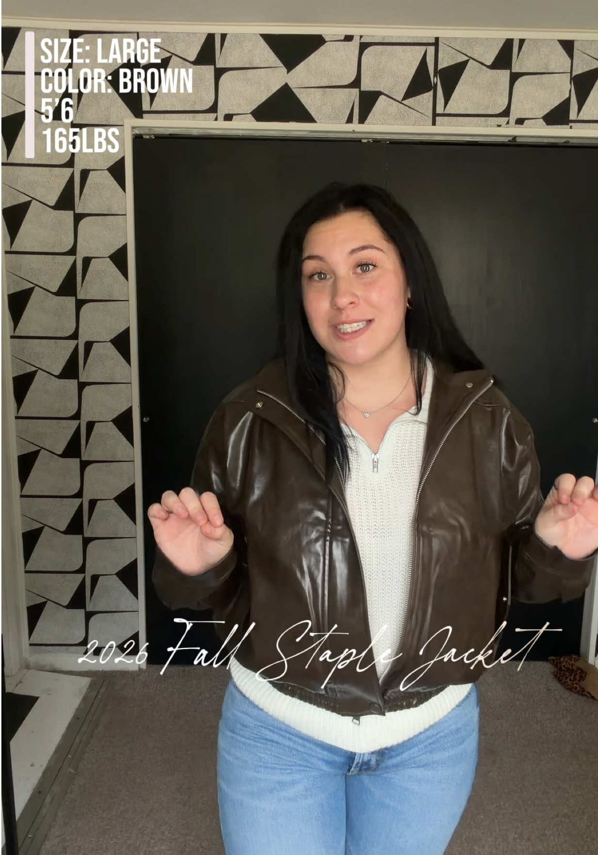 Love love loving this bomber jacket 🤎🍂 @Jccc Shadow #tiktokshopcreatorpicks #fallvibes #fallfashion #ootd #fallootd