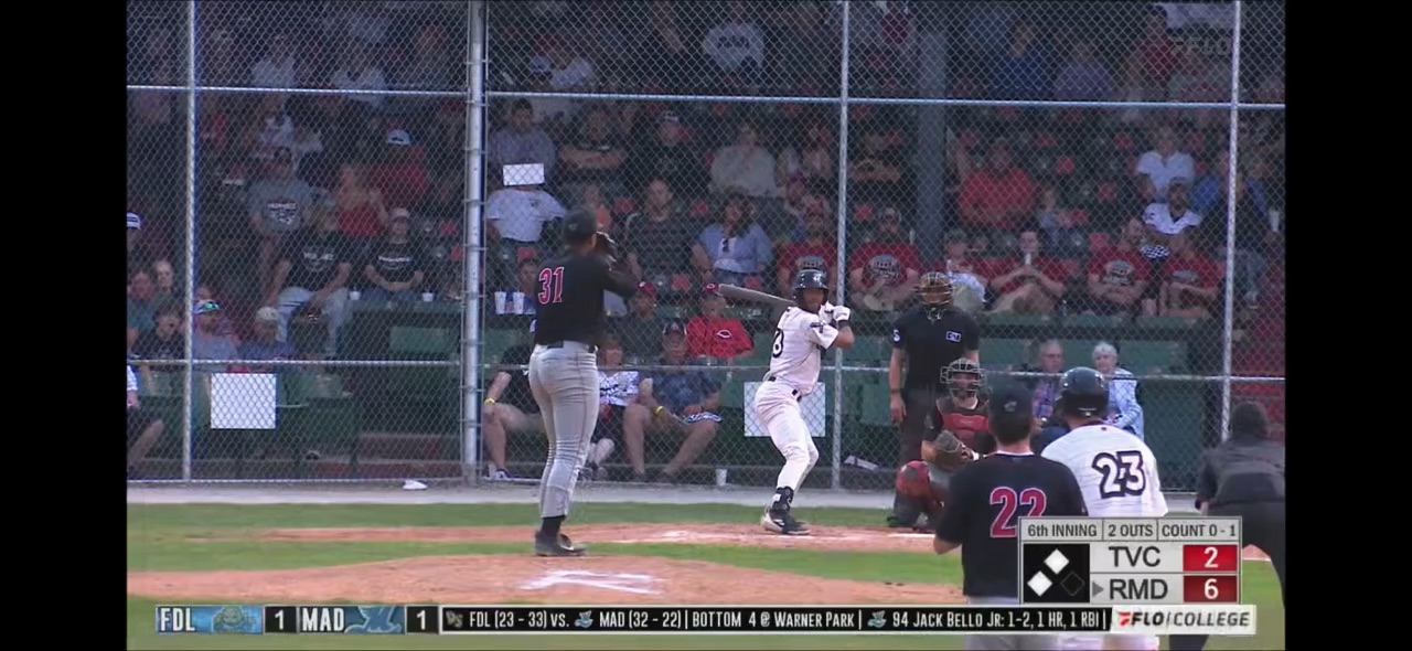 Pitching clip
