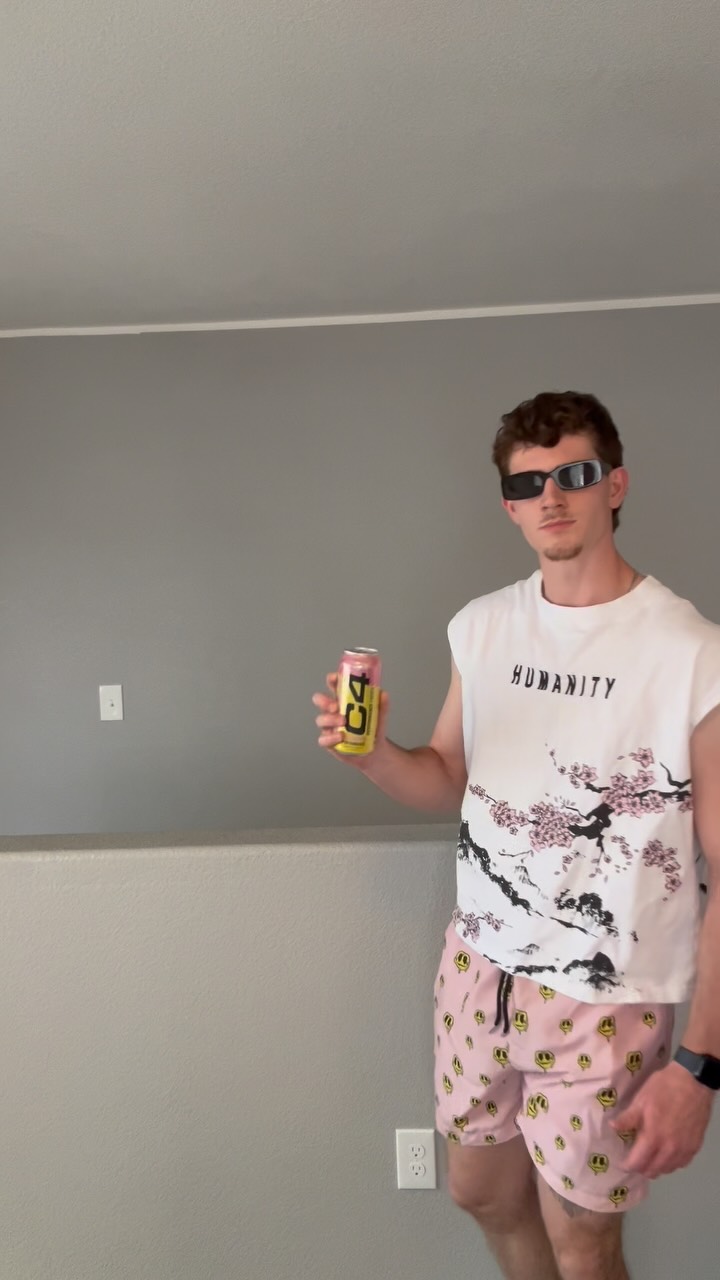 What C4-outfit combo you rocking this summer? @c4energy @launchpoint #c4partner #summer