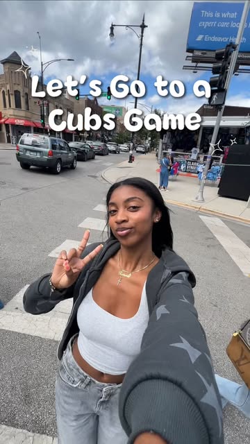 take me out to the [Chicago Cubs] ball game! ⚾️ #chicagocubs #wrigleyfield #baseballszn