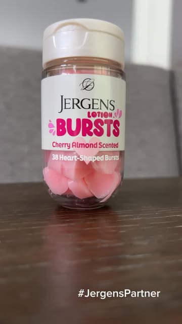 #JergensPartner The cutest stocking stuffer for under $10 🎁 I’m using the @jergensus Lotion Bursts in Cherry Almond...