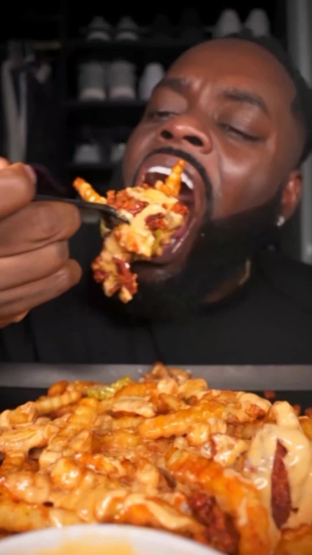 #mukbang #asmr #fyp #chickenmukbang #mukbangeatingshow