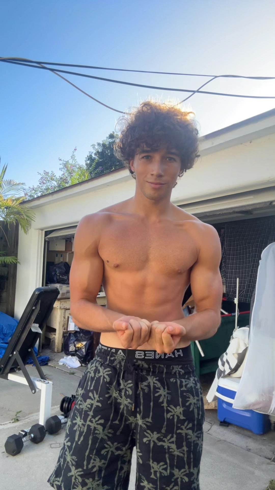 Why is bulking lowkey harder thank cutting #gym #motivation #athlete