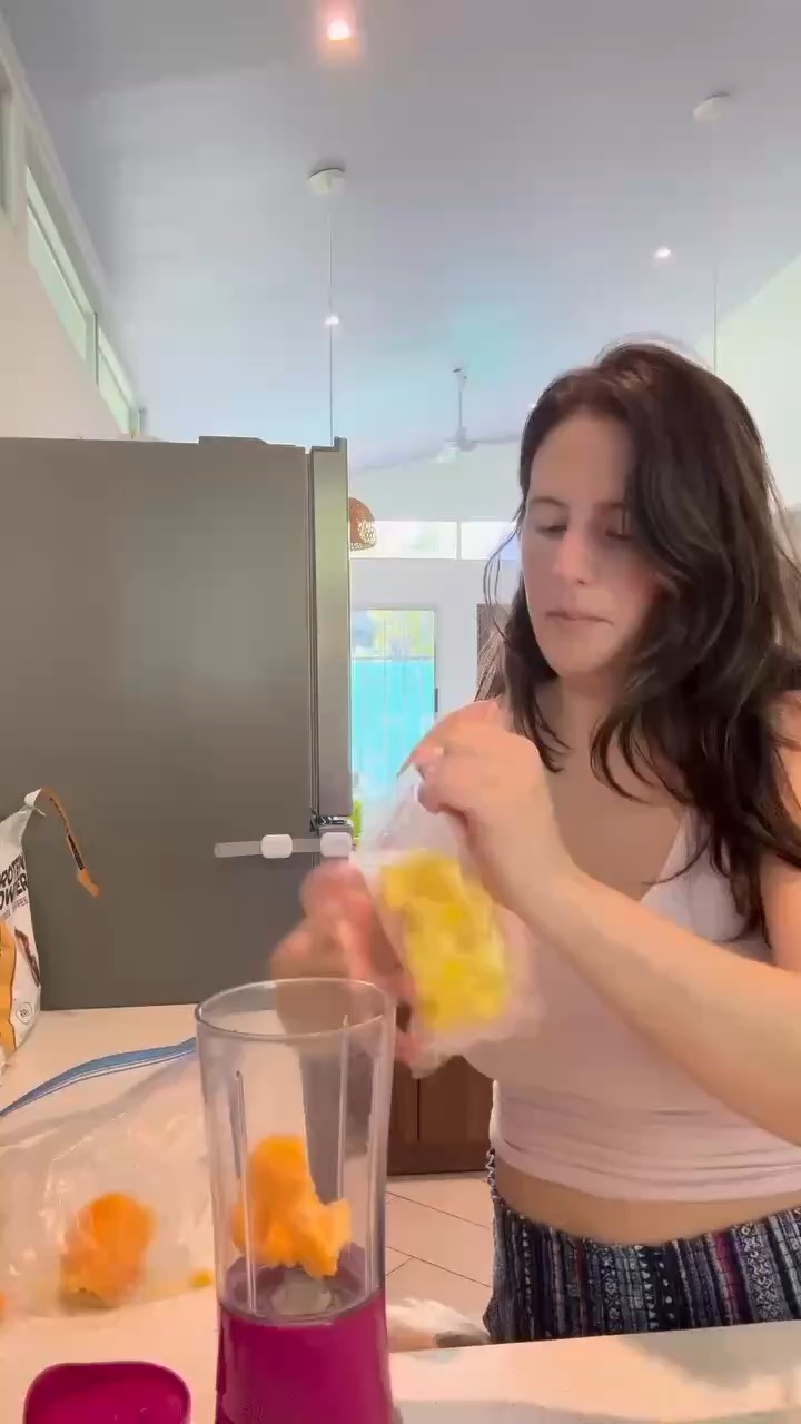 Smoothie and story