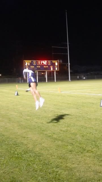 How FNL speak to me 💙💛 #curlyhair #hscheer #fnl #fridaynightfootballtlights