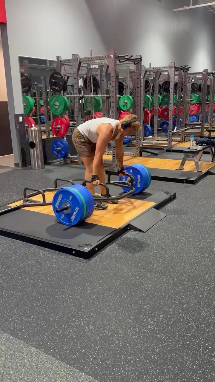 Deadlifting 500