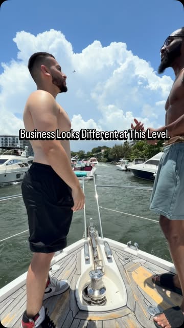 Business conversations on a yacht hit different 😎 The room you’re in shapes the life you build 💯 If you’re surround...