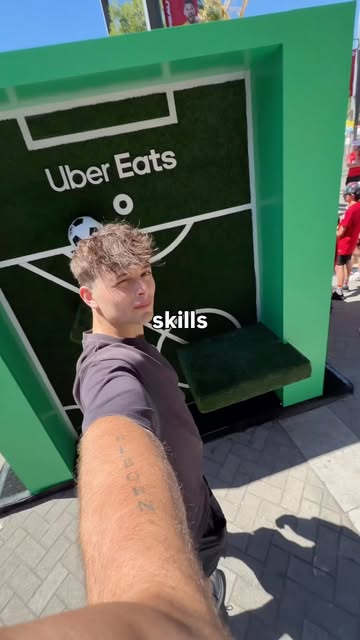 @ubereats turned the matchday into a full experience with prizes for everyone and some incredible 1v1’s. Check it out...