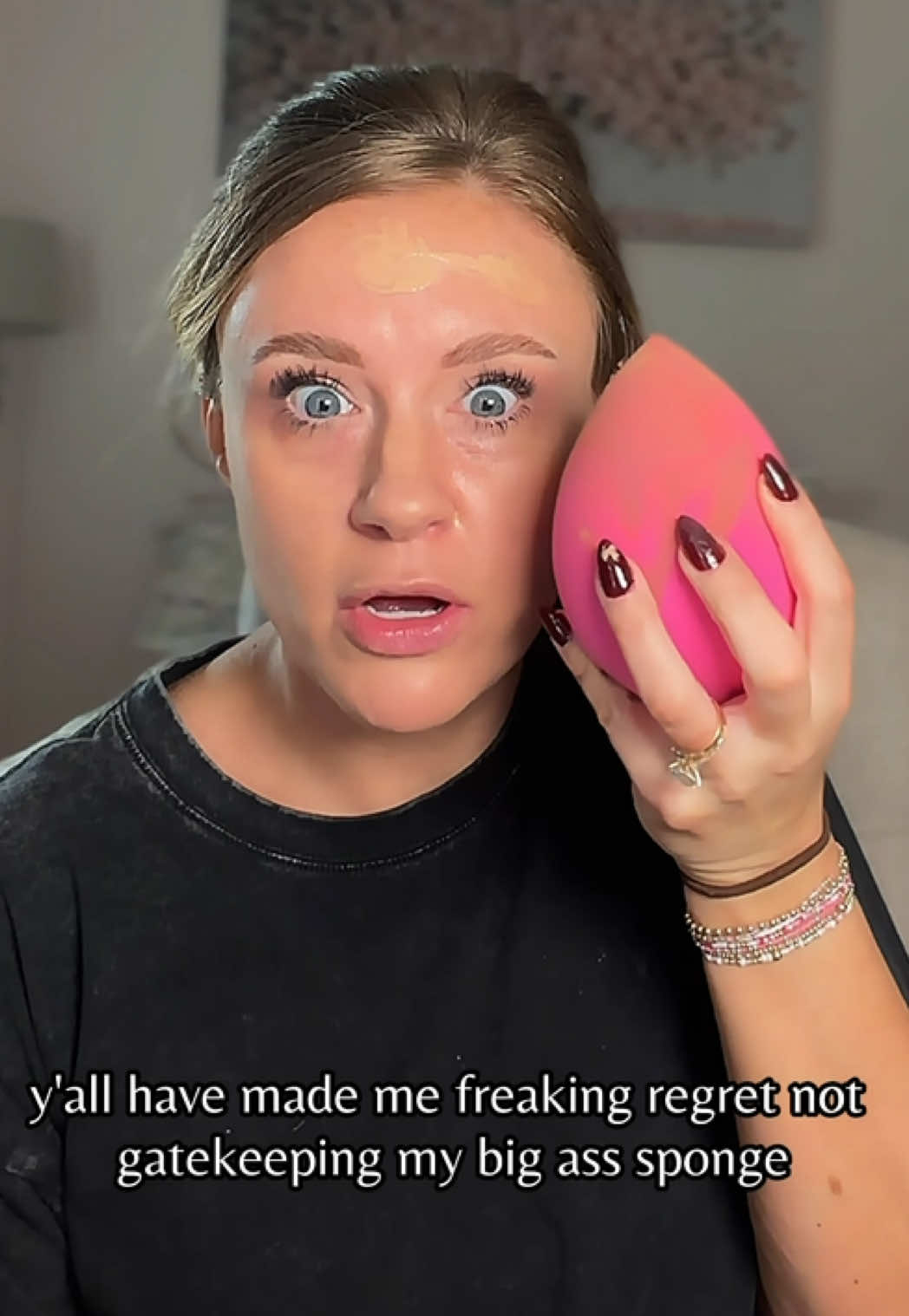 The viral XXL makeup sponge is selling like crazy‼️ #tiktokshopstockup #makeupsponge #makeupsponges ##viralmakeupspon...