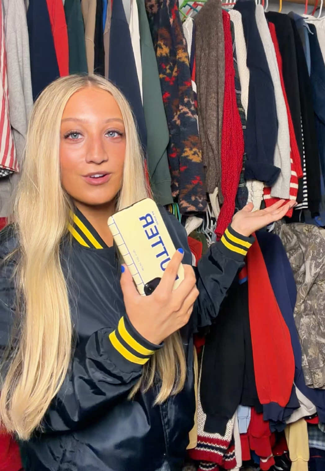 turning the clothes you don’t wear anymore back into money >>> @Vinted #vinted #closetcleanout