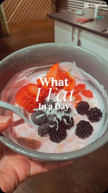 Why Protein is Key 🔑 for Perimenopausal 🧐Women 1️⃣ Muscle 💪🏽 Support & Metabolism – Protein helps maintain muscle...