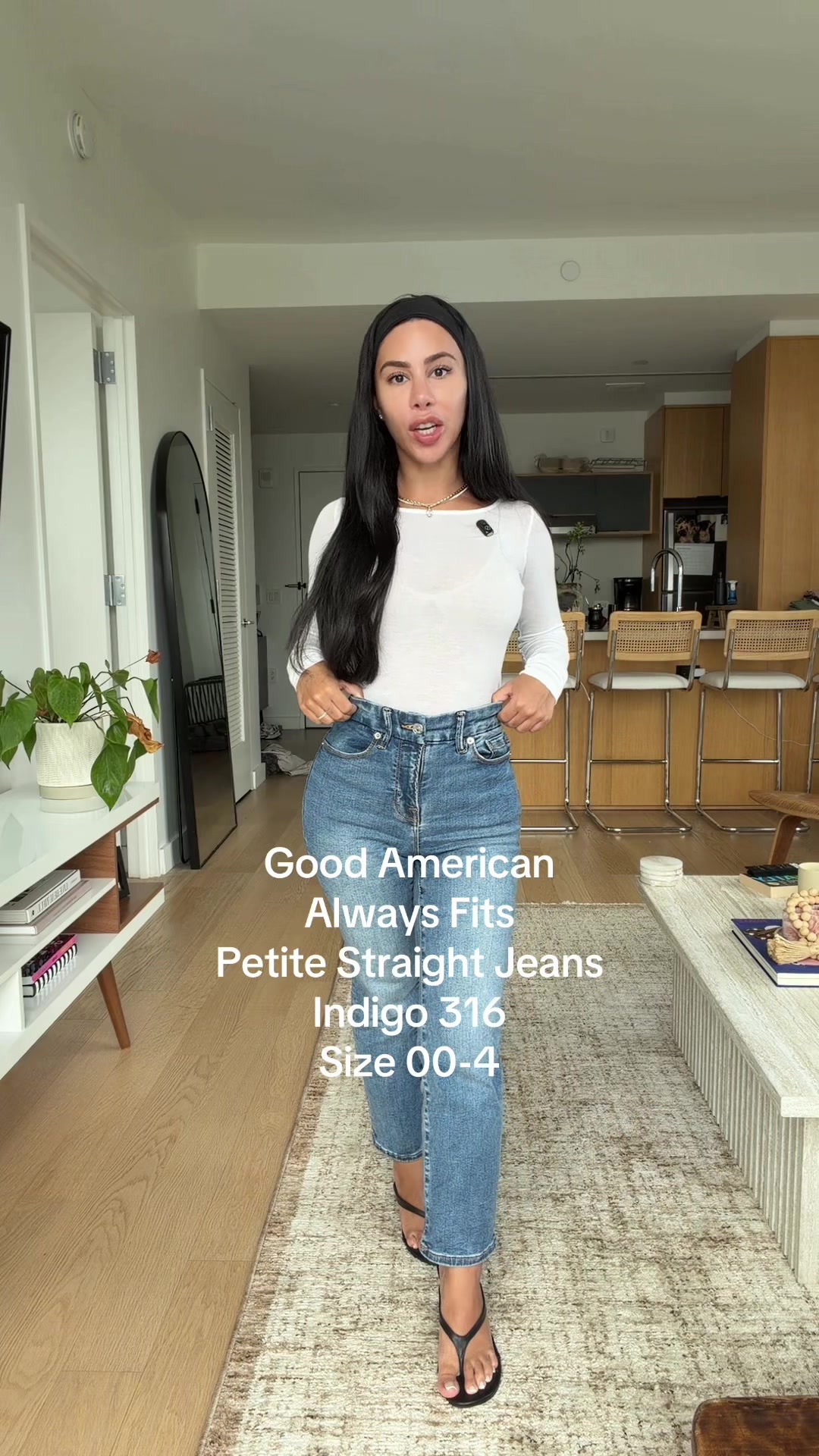 UGC example for jeans in the clothing niche! Talking to the camera testimonial style #ugccreator #ugc #ugcexample #ug...