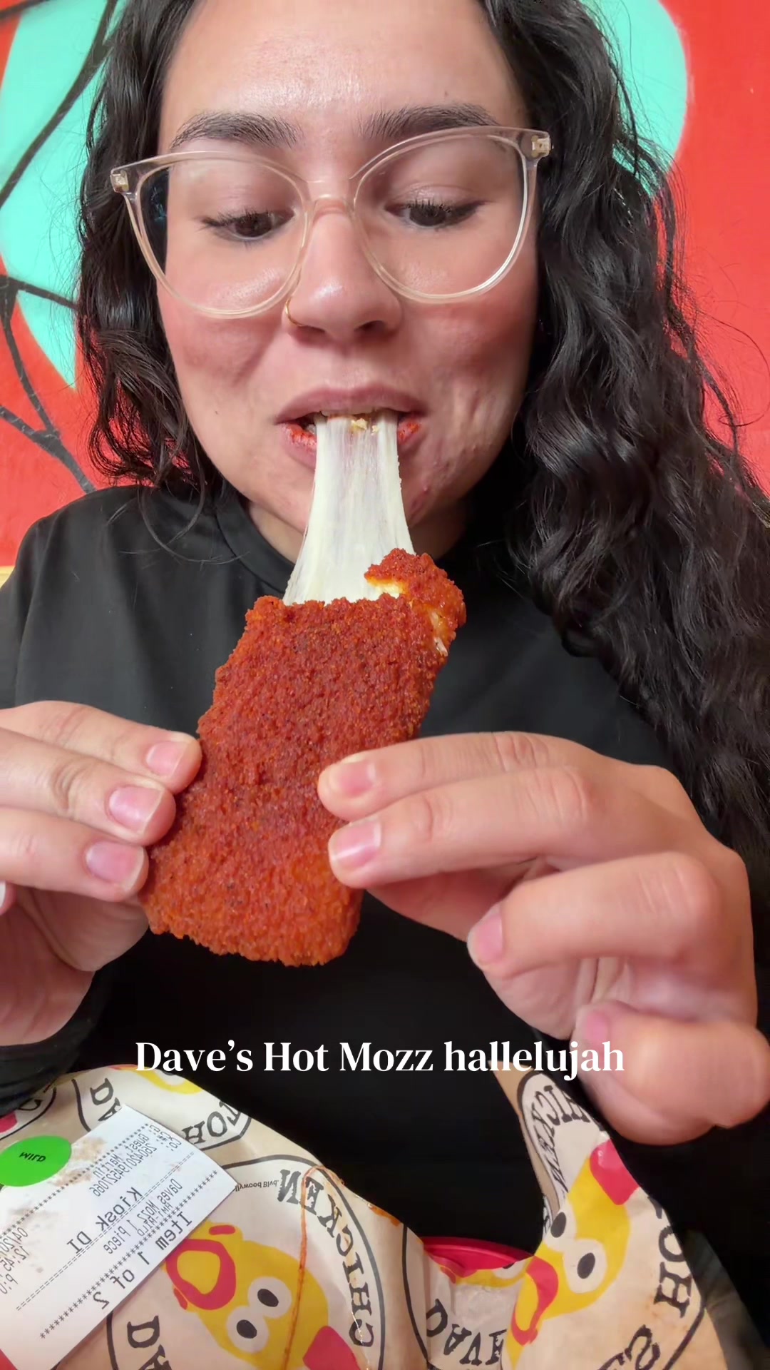 Just some big backtivities ft @Dave’s Hot Chicken 🐔🫶🏽 #food #foodie #foodtok #daveshotchicken #eating