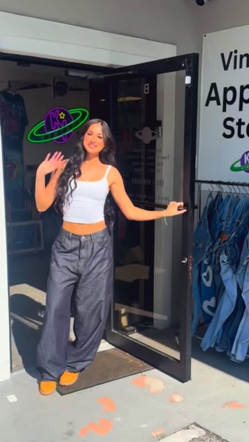 come check out @ky.vintage !!😮‍💨 📍3612 S Dale Mabry Hwy, Tampa, FL 33629 #vintagestyle #thrift #streetwear #vintage