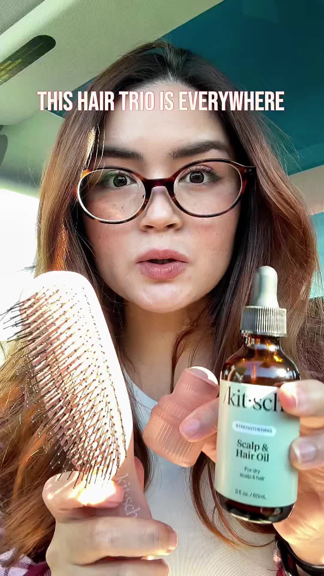 This bundle is amazing, hairbrush + hair oil + hair oil applicator??? For that price? #kitsch #hairoil