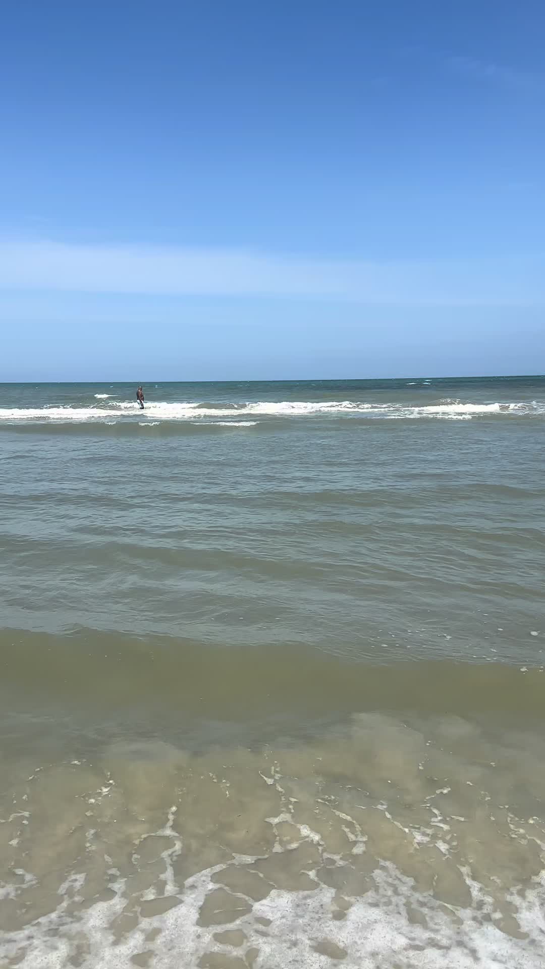 The beach #cocoabeach #vacation #ocean #summervibes #throwback