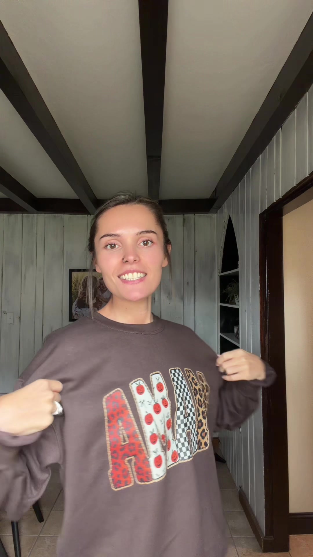 It was too cute to leave behind 🎃😂 #HalloweenSweatshirt #HalloweenMom #FallOutfits #TikTokShopFinds #tiktokshopcreator