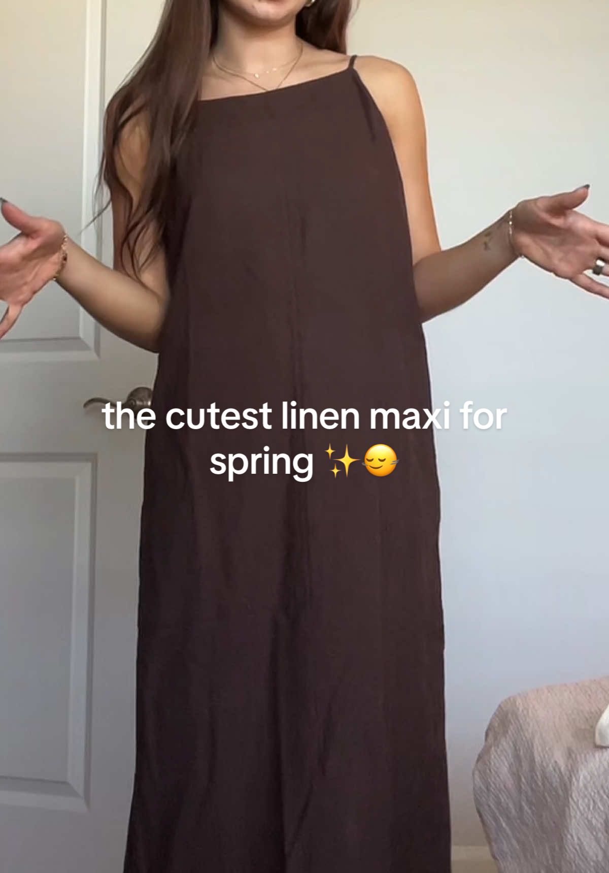 the CUTEST linen maxi dress from @Free People , so perfect for spring!!! #linen #linenoutfit #linendress #dress #outf...