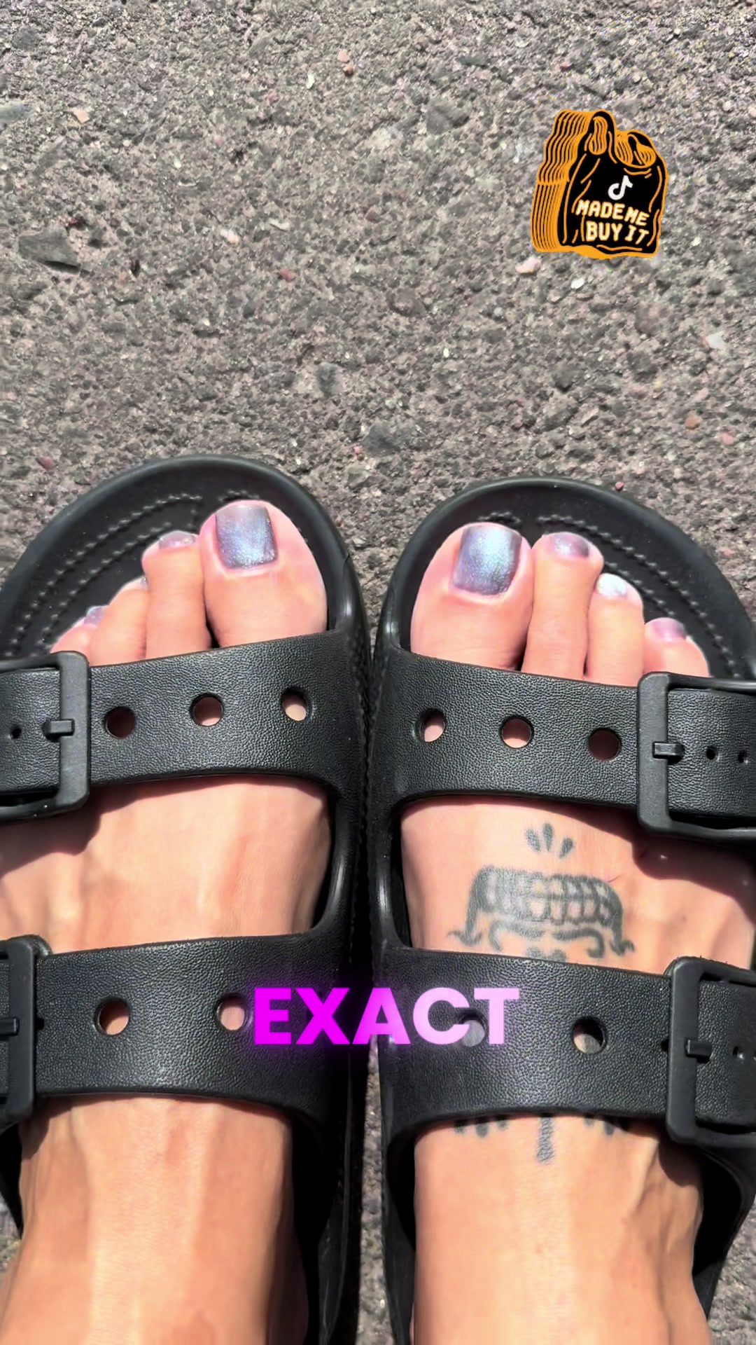 @Crocs Wonens Saturday Two Strap Sandal in size 7 black on black! 🖤 so comfy, cozy and the best everyday slip on! Ab...