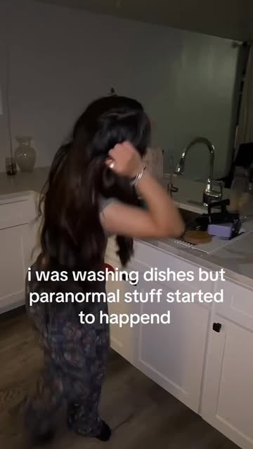 👻 🧐 #cleaninghacks #hacks #paranormal #humor #comedy