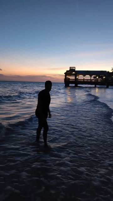 Between afternoon and evening. Enjoy the view🌅