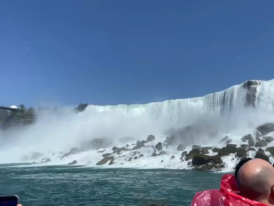 Falls