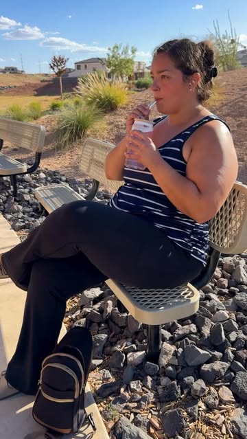Protein shouldn’t feel hard or overwhelming, and it doesn’t have to with @seeqsupply If you’re a busy Mom struggling...