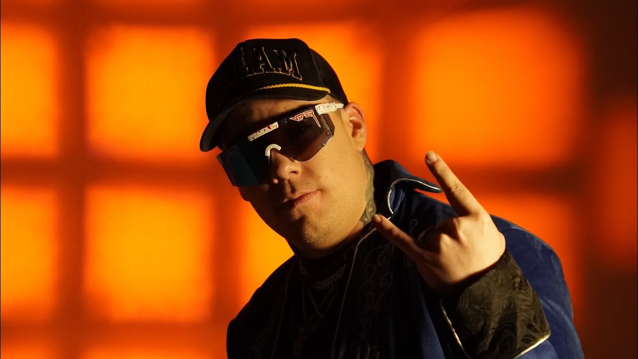 EL-Breezy “INSANE” (Official Music Video) featuring Z Wave music video for my song INSANE off the album QUESLEEBANGER...