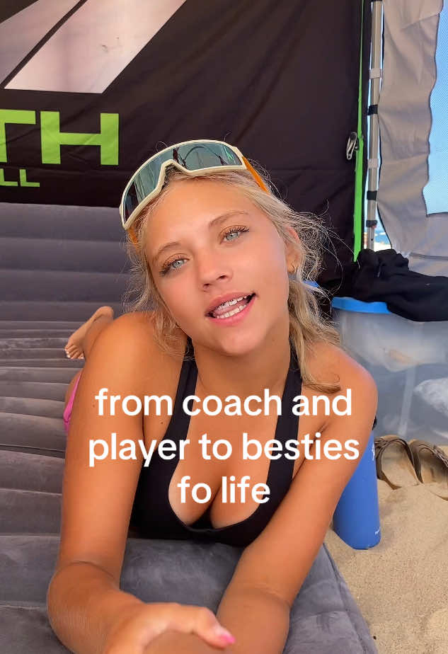 aggressive handshake to lock it in 🤝🫡 #trending #fyp #coaching #beachvolleyball