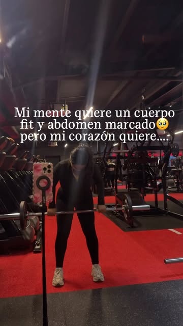 ¿A quién le hacemos caso? 😭🍔💪🏼 #vidasaludablé #balance #humor #food #nutricion