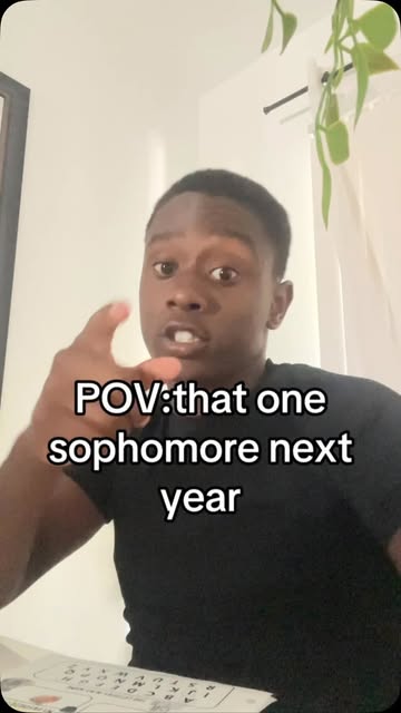 Pov:that one sophomore next year😭😂😂🍟#viral #fyp #highschool